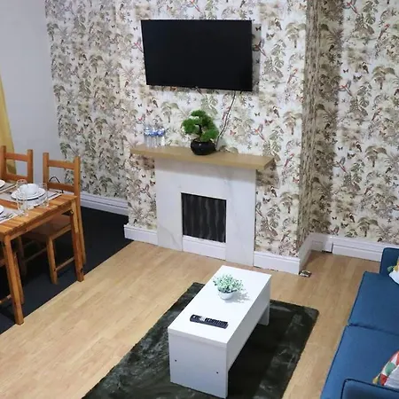 Peaceful 2 Bed House Free Wifi And Parking * Лідс
