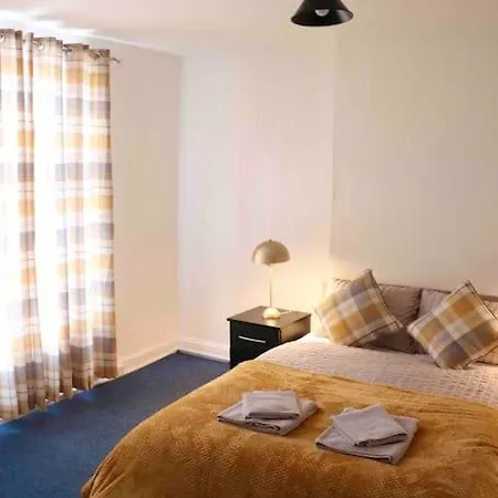 شقة Peaceful 2 Bed House Free Wifi And Parking