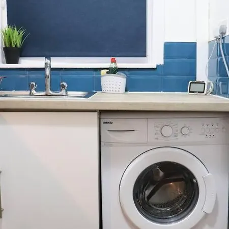 Apartment Peaceful 2 Bed House Free Wifi And Parking *