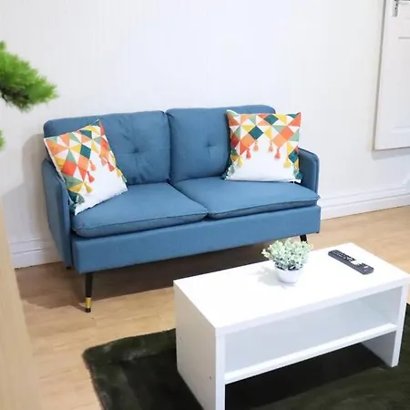 Peaceful 2 Bed House Free Wifi And Parking * Лідс