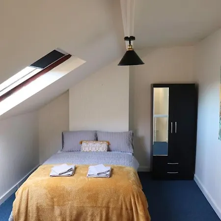 شقة Peaceful 2 Bed House Free Wifi And Parking