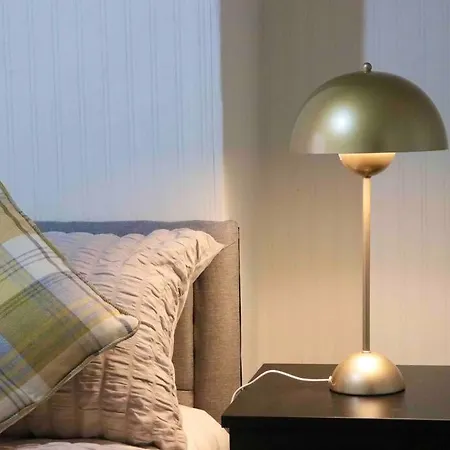 Apartment Peaceful 2 Bed House Free Wifi And Parking *