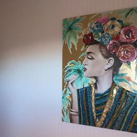 Peaceful 2 Bed House Free Wifi And Parking Лідс