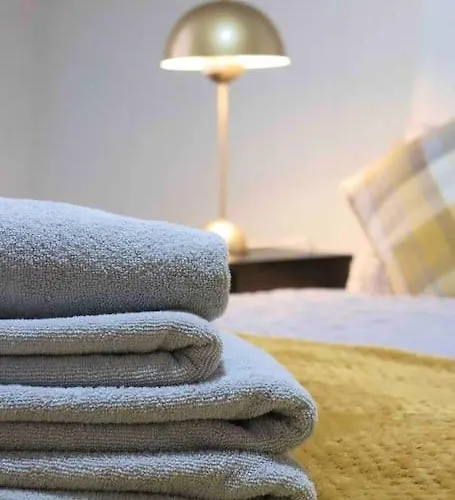 Peaceful 2 Bed House Free Wifi And Parking Appartement *