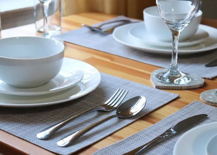 Peaceful 2 Bed House Free Wifi And Parking *