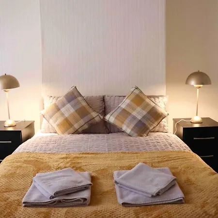 Peaceful 2 Bed House Free Wifi And Parking *