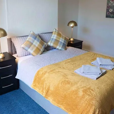 Apartamento Peaceful 2 Bed House Free Wifi And Parking *