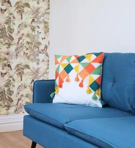 Peaceful 2 Bed House Free Wifi And Parking