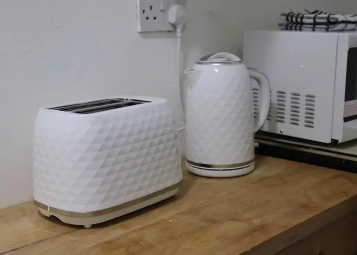 Апартаменти Peaceful 2 Bed House Free Wifi And Parking Лідс