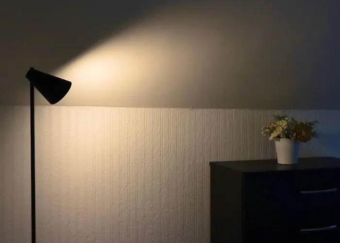 Peaceful 2 Bed House Free Wifi And Parking Апартаменти Лідс